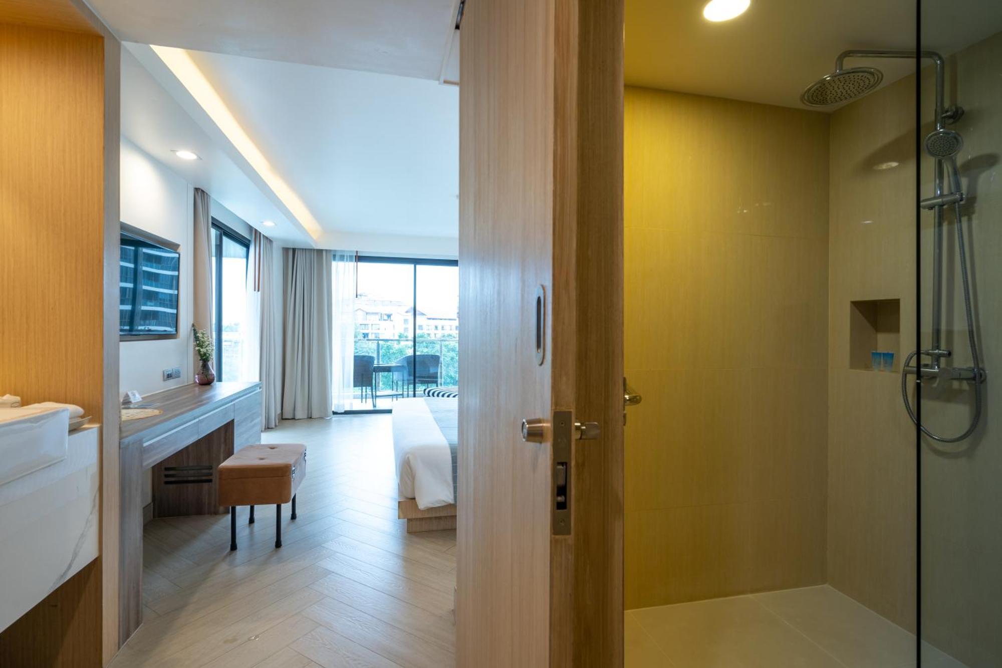 Golden Tulip